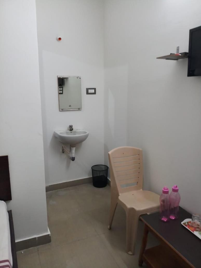 Sri Kousthubham Residency Hotel Tirupati Exterior photo